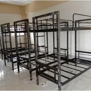 Spesifikasi Dipan Besi Bali Hollow 4x4x1.8mm Hollow 3x3x1.82mm Pipa 3/4 inc tebal 1.2mm Cat dasar epoxi Cat hitam dop Aksesories Jasa tukang dan Finishing Telepon / Wa 0811 3999 945 Workshop Bengkel Las Bali Jln. Cempaka 1 No 7AB Dalung Kuta Utara - Bali