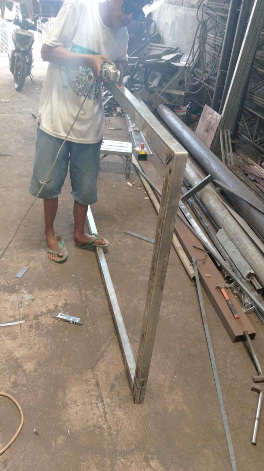 Pintu teralis